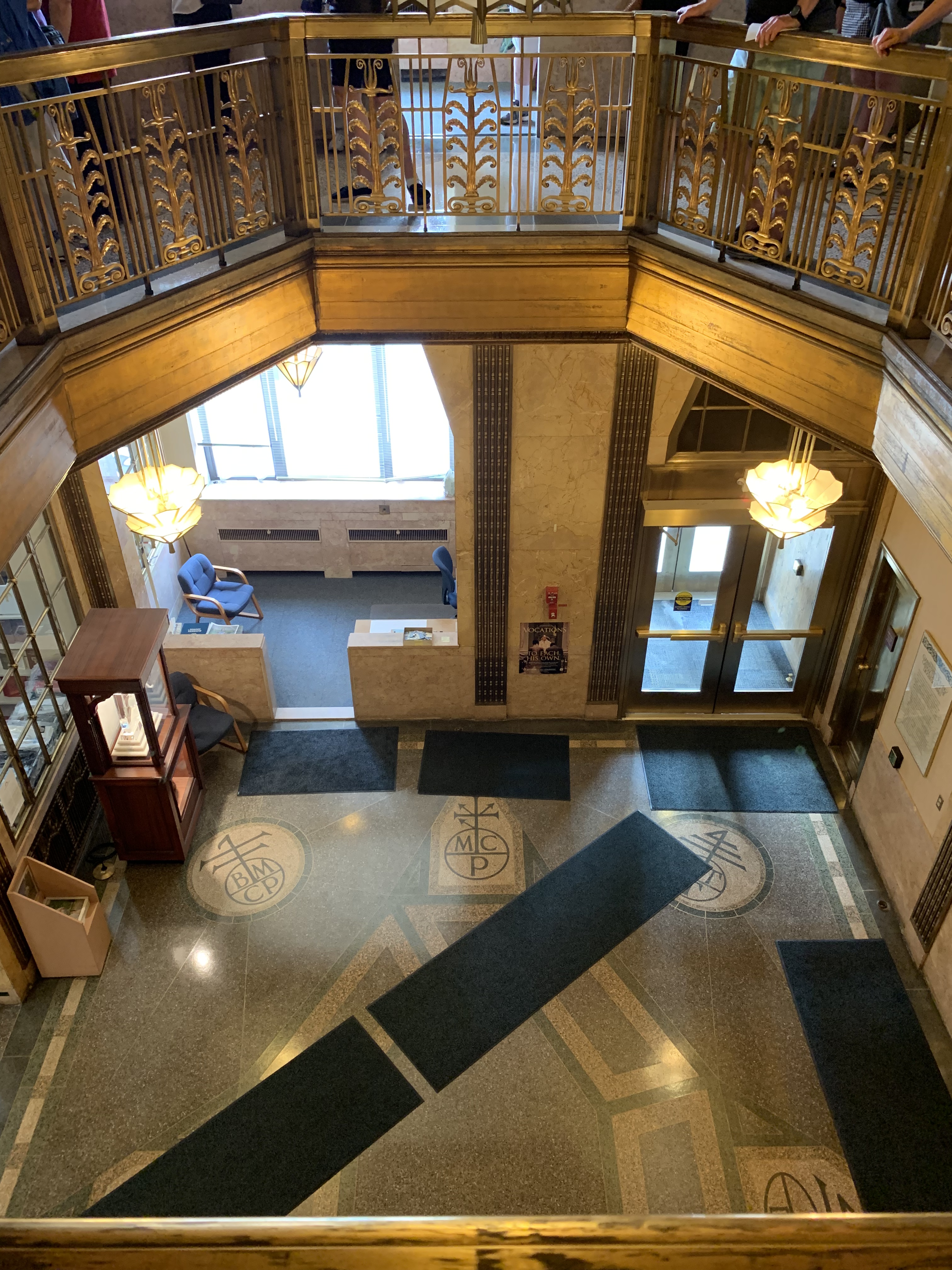 Other half of lobby.jpg